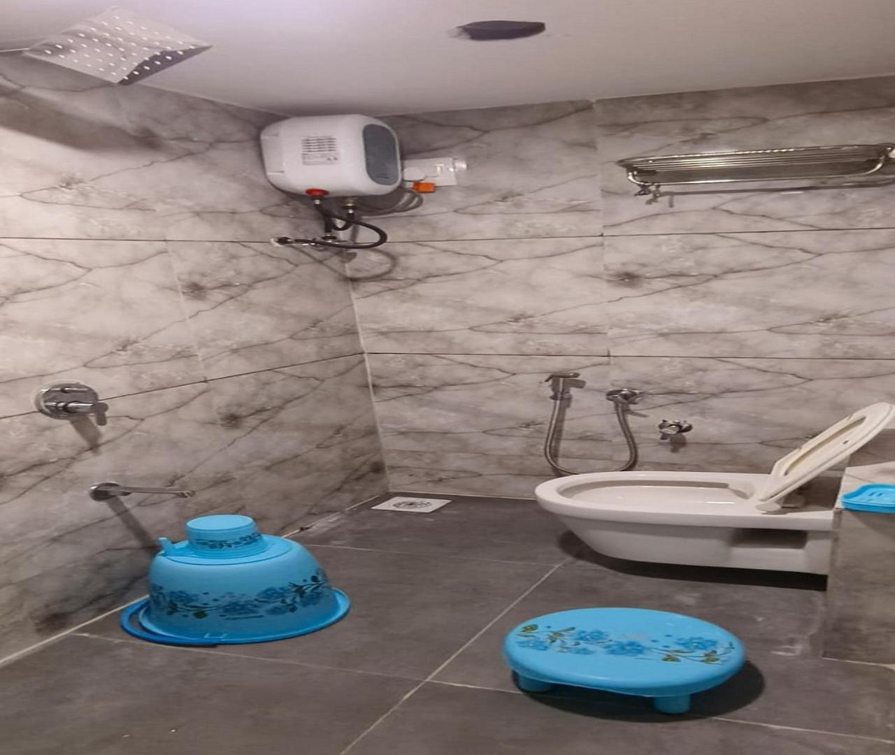 אחמדאבאד Hotel Nest View מראה חיצוני תמונה